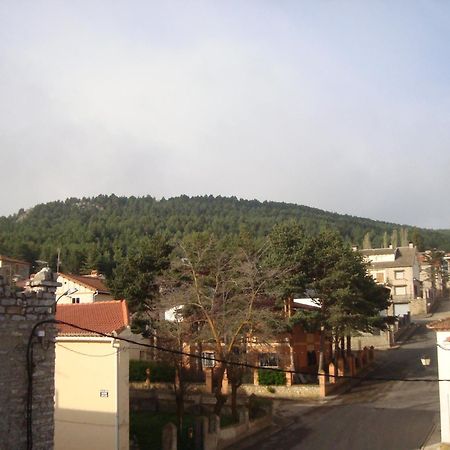 Hotel Suiza Bronchales Luaran gambar