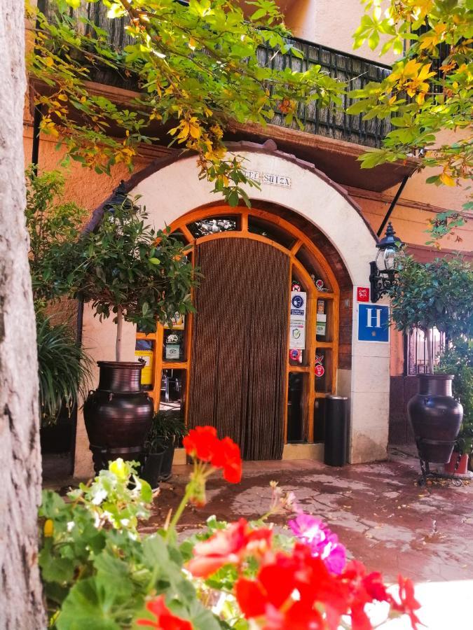 Hotel Suiza Bronchales Luaran gambar