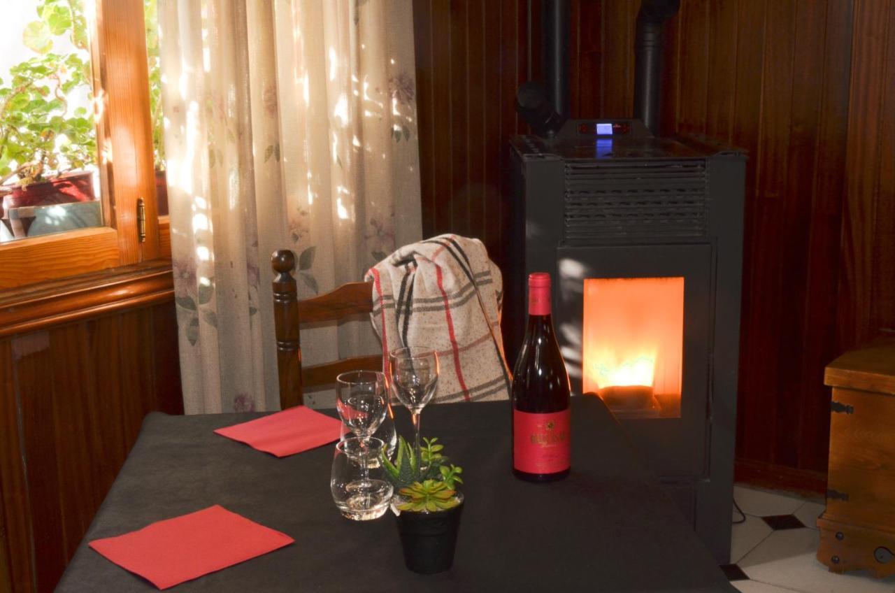 Hotel Suiza Bronchales Luaran gambar