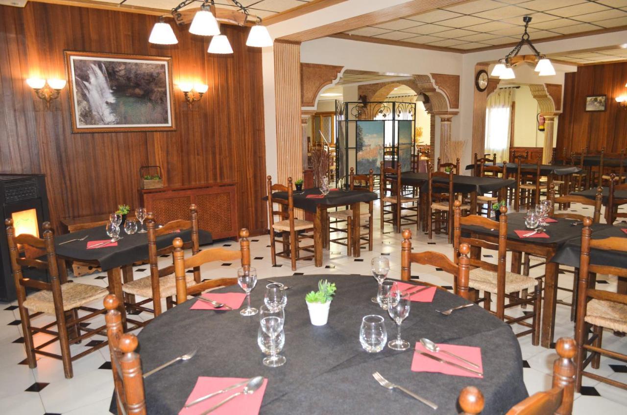 Hotel Suiza Bronchales Luaran gambar