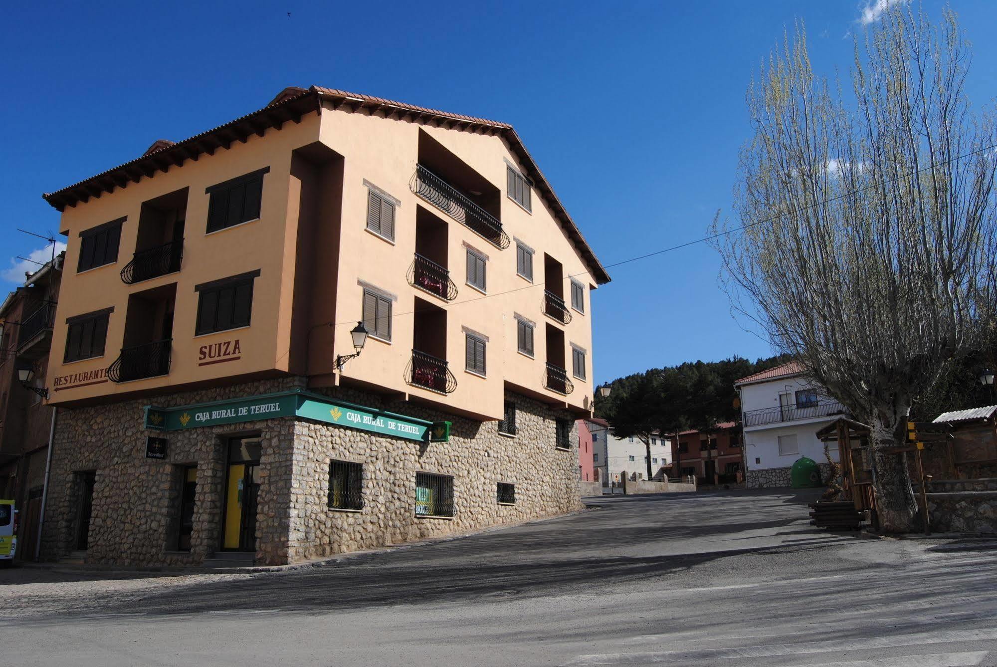Hotel Suiza Bronchales Luaran gambar