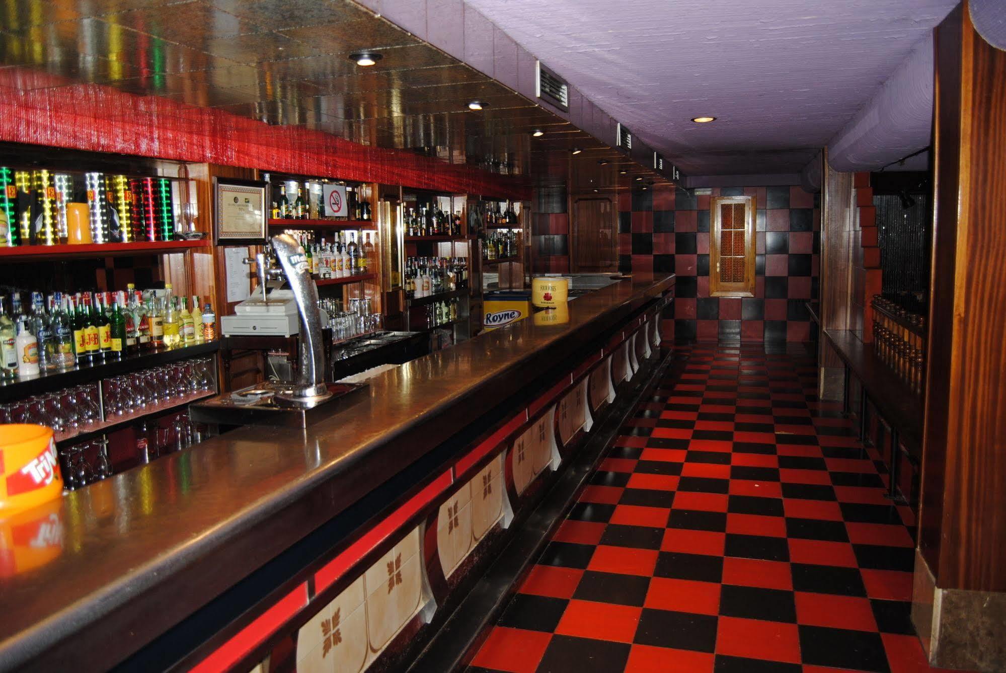 Hotel Suiza Bronchales Luaran gambar
