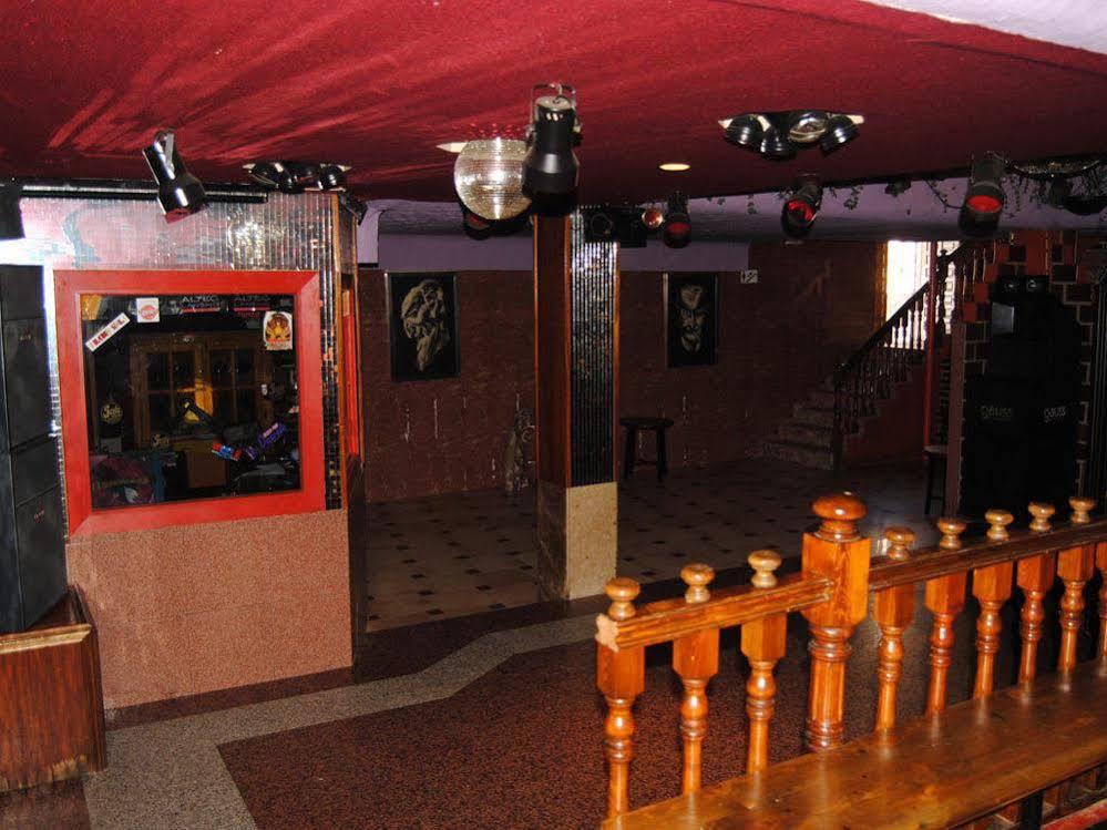Hotel Suiza Bronchales Luaran gambar