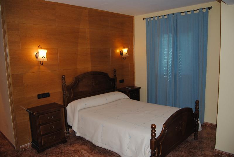 Hotel Suiza Bronchales Luaran gambar